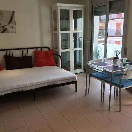 Near Disco Street Lejlighed Lloret de Mar